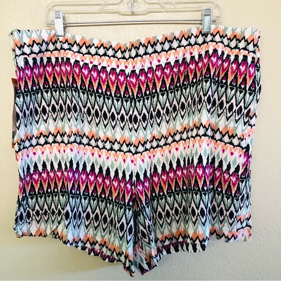 Wildfox Women’s Rayon Relaxed Fit Pink Multicolor Pockets Shorts Plus Size XXL - Picture 4 of 14